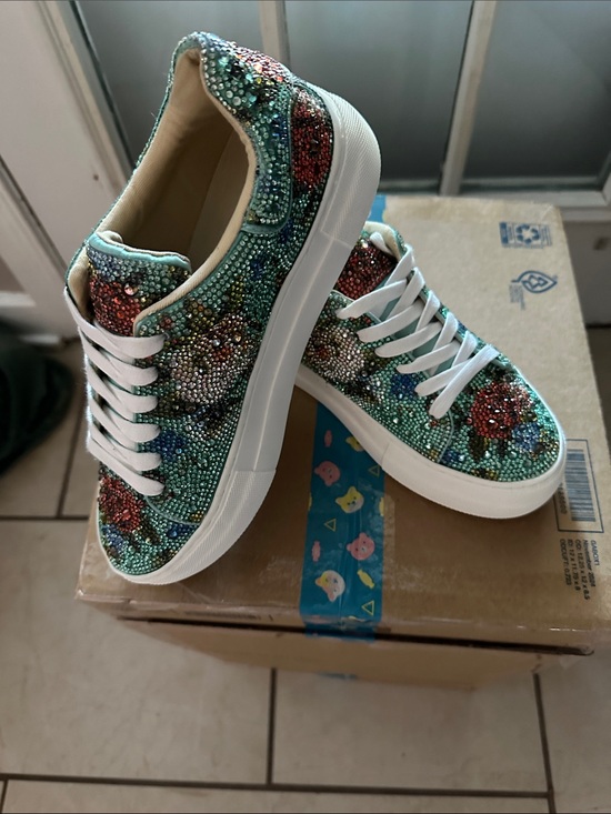 Besty Johnson Shoes - Betsy Johnson 6 Beaded Floral Green Platform Sneakers - Women